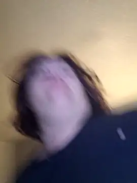 Snapshot of mcv131985 chatting on 11-05-25, 04:34 mcv131985 online show from 11-05-25, 04:34