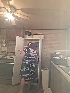 Snapshot of mcv131985 chatting on 02-02-26, 11:47 mcv131985 online show from 02-02-26, 11:47