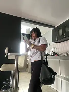 Snapshot of luisa16xxx chatting on 03-12-25, 09:24 luisa16xxx online show from 03-12-25, 09:24