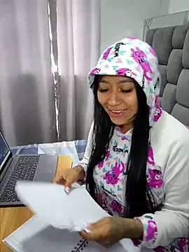 luisa16xxx online show from 02-01-26, 07:23