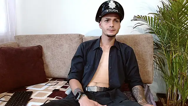 Snapshot of Jeffstyle18 chatting on 10-09-25, 09:02 Jeffstyle18 online show from 10-09-25, 09:02