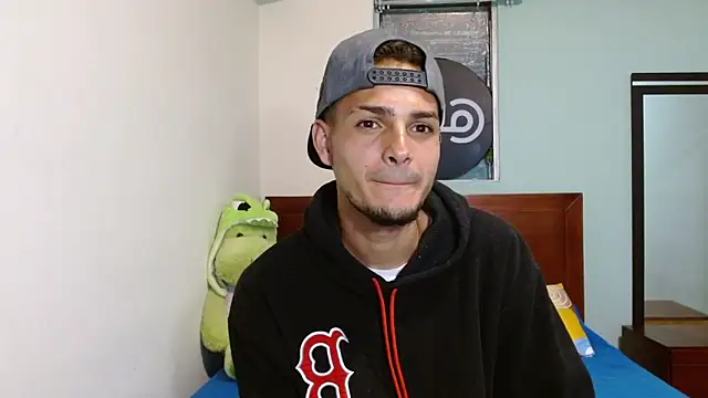 Snapshot of Jeffstyle18 chatting on 10-19-25, 11:16 Jeffstyle18 online show from 10-19-25, 11:16