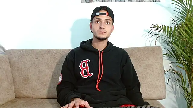 Snapshot of Jeffstyle18 chatting on 10-23-25, 07:56 Jeffstyle18 online show from 10-23-25, 07:56