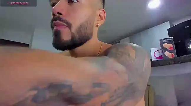 Alexander Martines online show from 01-19-25, 03:39