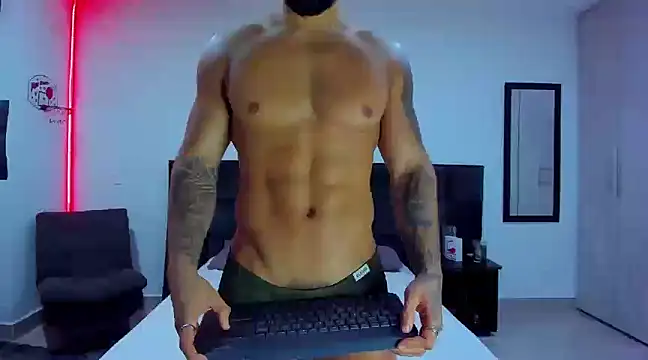 Alexander Martines online show from 02-18-25, 04:15