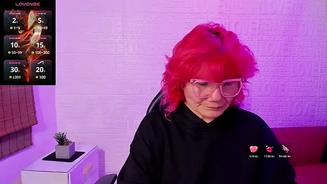 Snapshot of Salomeediaz_ chatting on 01-22-25, 09:10 Salomeediaz online show from 01-22-25, 09:10