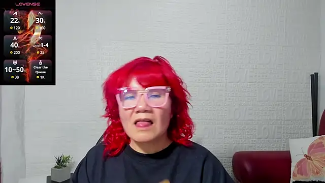 Snapshot of Salomeediaz_ chatting on 01-27-25, 08:49 Salomeediaz online show from 01-27-25, 08:49