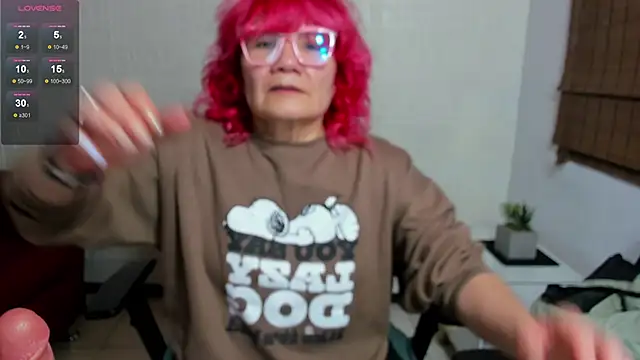 Snapshot of Salomeediaz_ chatting on 02-15-25, 09:04 Salomeediaz online show from 02-15-25, 09:04