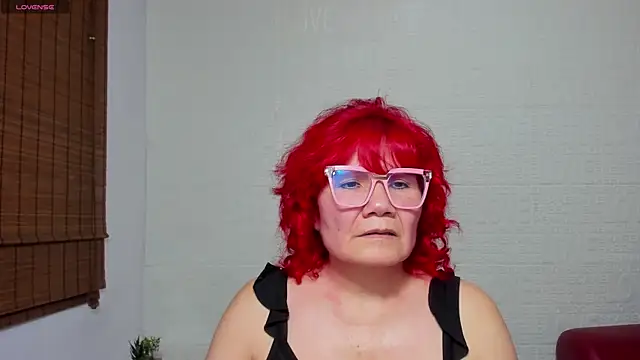 Snapshot of Salomeediaz_ chatting on 02-24-25, 08:58 Salomeediaz online show from 02-24-25, 08:58