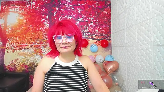 Snapshot of Salomeediaz_ chatting on 03-08-25, 05:28 Salomeediaz online show from 03-08-25, 05:28