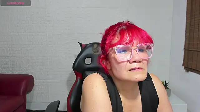 Snapshot of Salomeediaz_ chatting on 03-08-25, 08:25 Salomeediaz online show from 03-08-25, 08:25