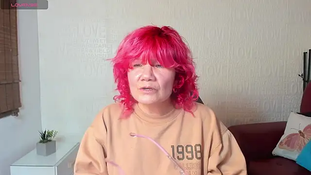 Snapshot of Salomeediaz_ chatting on 03-13-25, 02:49 Salomeediaz online show from 03-13-25, 02:49