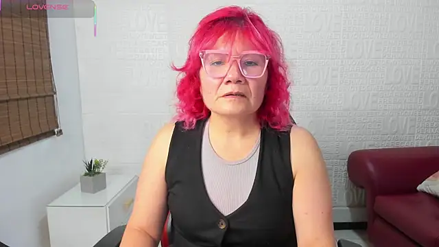 Snapshot of Salomeediaz_ chatting on 03-14-25, 08:06 Salomeediaz online show from 03-14-25, 08:06