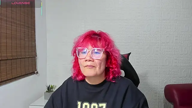 Snapshot of Salomeediaz_ chatting on 03-15-25, 08:26 Salomeediaz online show from 03-15-25, 08:26