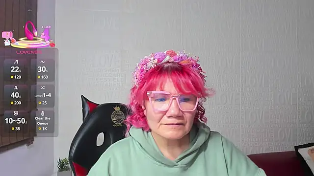 Snapshot of Salomeediaz_ chatting on 03-21-25, 08:08 Salomeediaz online show from 03-21-25, 08:08