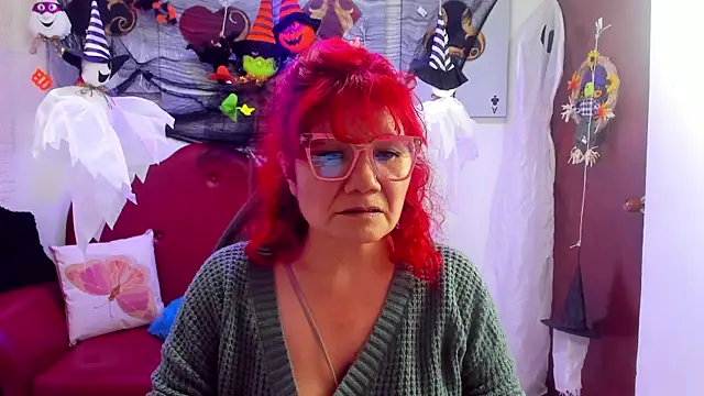 Snapshot of Salomeediaz_ chatting on 10-23-25, 09:02 Salomeediaz online show from 10-23-25, 09:02