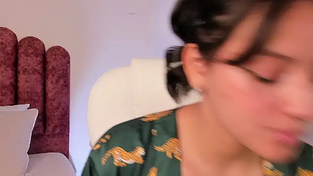 nahiapaws online show from 12-10-24, 05:00