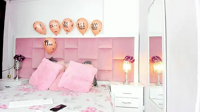 DaphneLloyd online show from 01-27-25, 07:56