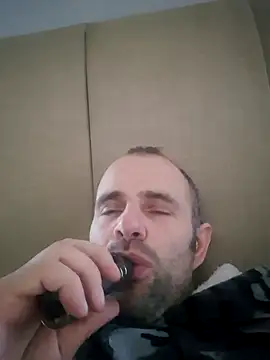 Snapshot of Dorset8360 chatting on 12-21-24, 01:32 Dorset8360 online show from 12-21-24, 01:32