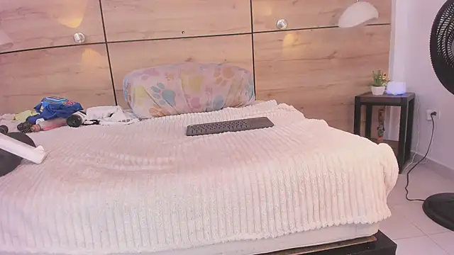 martina touss online show from 04-18-26, 07:07