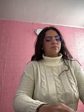 Snapshot of karol_9 chatting on 03-22-25, 05:52 karol 9 online show from 03-22-25, 05:52