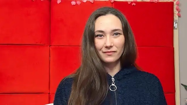 Snapshot of AliceMunro chatting on 02-09-25, 10:43 AliceMunro online show from 02-09-25, 10:43