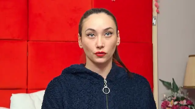 Snapshot of AliceMunro chatting on 02-10-25, 04:52 AliceMunro online show from 02-10-25, 04:52