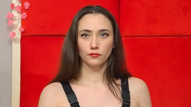 Snapshot of AliceMunro chatting on 02-12-25, 04:33 AliceMunro online show from 02-12-25, 04:33