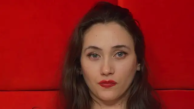 Snapshot of AliceMunro chatting on 02-17-25, 04:31 AliceMunro online show from 02-17-25, 04:31