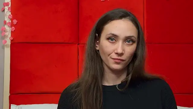 Snapshot of AliceMunro chatting on 02-25-25, 03:20 AliceMunro online show from 02-25-25, 03:20