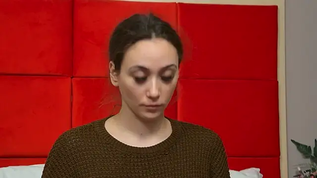 Snapshot of AliceMunro chatting on 03-12-25, 08:41 AliceMunro online show from 03-12-25, 08:41