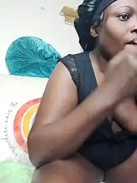 melaninebony1 online show from 03-25-26, 07:53