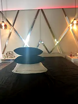 MarielQueenx online show from 10-02-25, 04:41