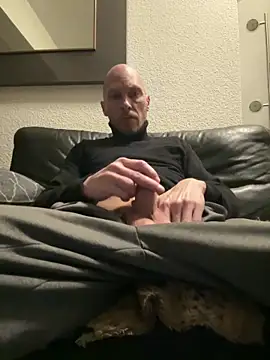 Germankink online show from 12-14-24, 04:20