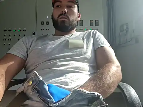 Leonormaldick online show from 10-08-25, 01:31