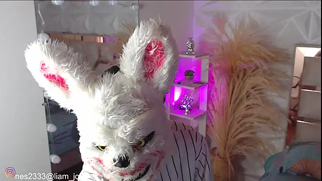 Jonesliam23 online show from 10-31-25, 07:48