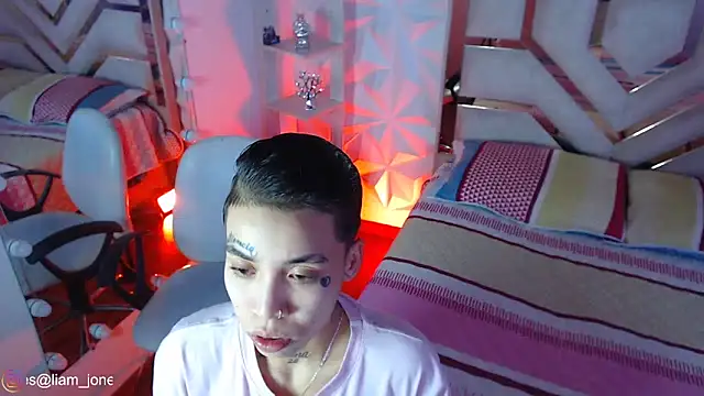 Jonesliam23 online show from 03-30-26, 07:26