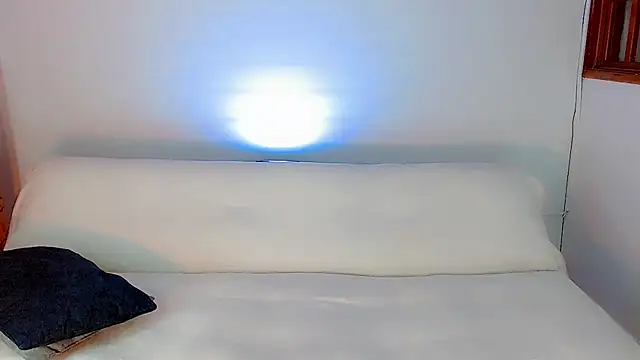 Snapshot of laura_sweett120 chatting on 02-23-25, 11:47 laura sweett120 online show from 02-23-25, 11:47