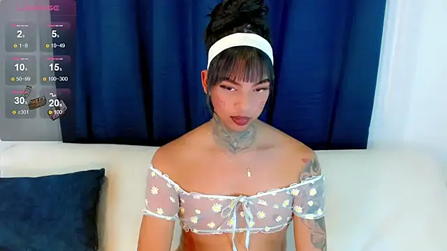 Snapshot of laura_sweett120 chatting on 10-08-25, 04:43 laura sweett120 online show from 10-08-25, 04:43