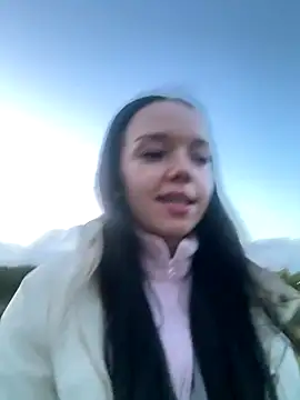 Vanesskaa online show from 10-31-25, 04:52