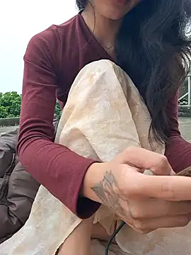 Snapshot of Linda_2k chatting on 12-30-24, 06:53 Linda 2k online show from 12-30-24, 06:53