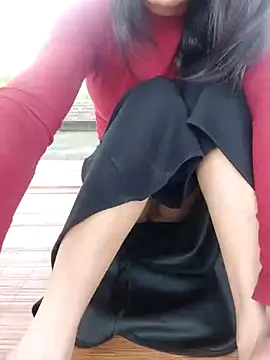 Snapshot of Linda_2k chatting on 02-16-25, 08:21 Linda 2k online show from 02-16-25, 08:21