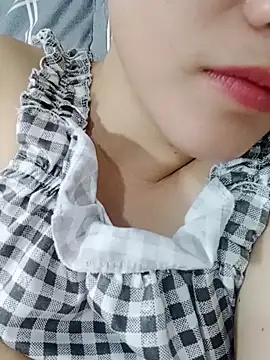  Attractivegirl33 online show from 09-28-25, 08:52