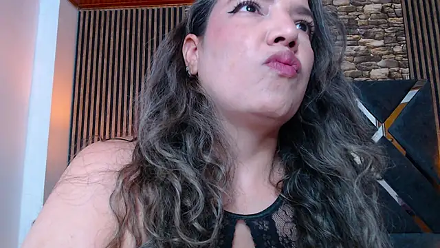 marie hss online show from 09-17-25, 07:37