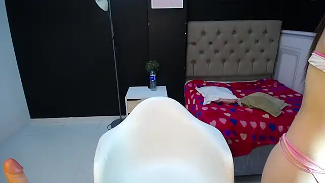 Snapshot of salome_pavlova7 chatting on 01-15-25, 02:13 salome pavlova7 online show from 01-15-25, 02:13