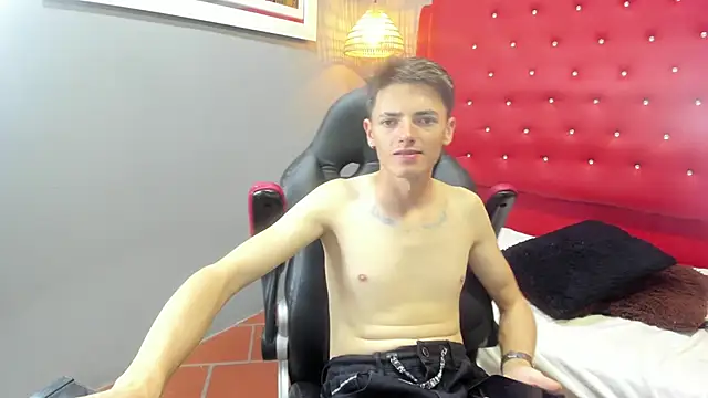 Snapshot of tossetrech chatting on 03-12-25, 09:23 tossetrech online show from 03-12-25, 09:23