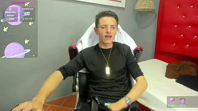 Snapshot of tossetrech chatting on 03-18-25, 03:09 tossetrech online show from 03-18-25, 03:09