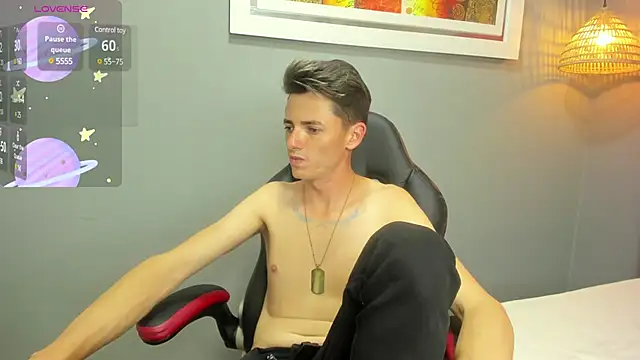 Snapshot of tossetrech chatting on 03-18-25, 09:20 tossetrech online show from 03-18-25, 09:20