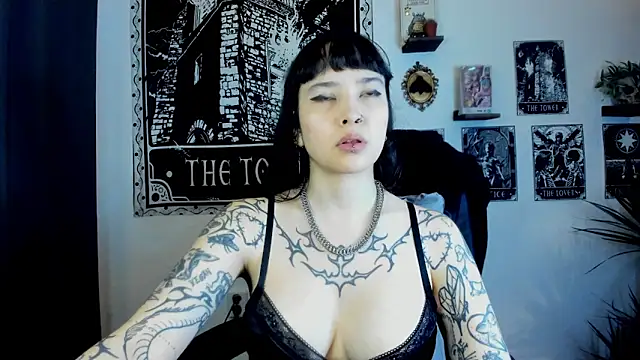 Demongirl6666 online show from 10-22-25, 05:56