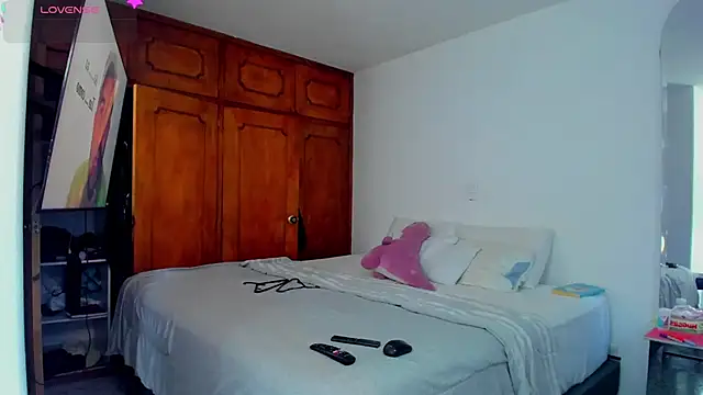 Jordyrodriiguez online show from 01-23-25, 09:50